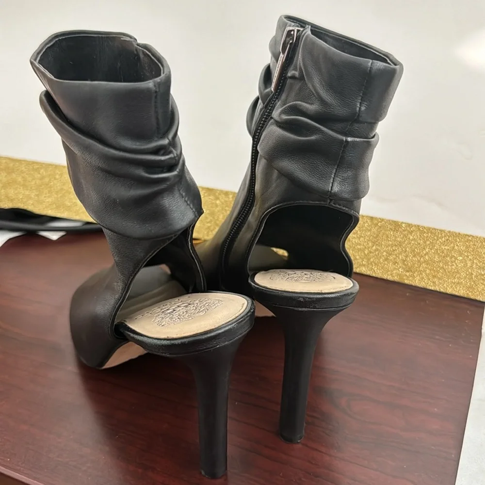 Vince Camuto Black Ankle Heel - Picture 2 of 4